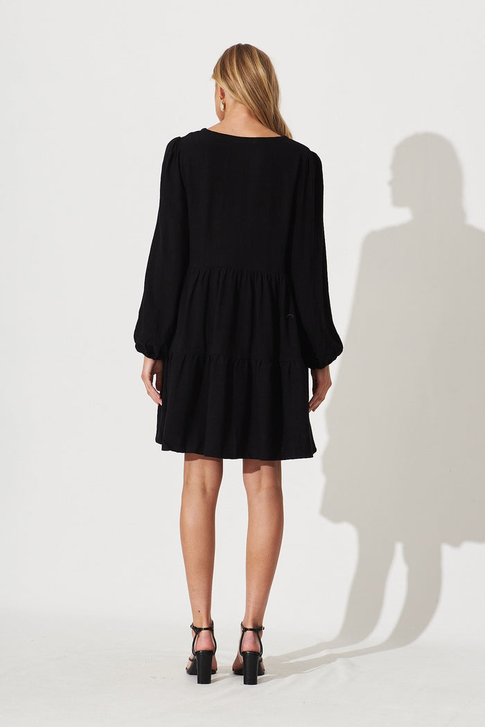 Trixie Tiered Smock Dress In Black Linen - back