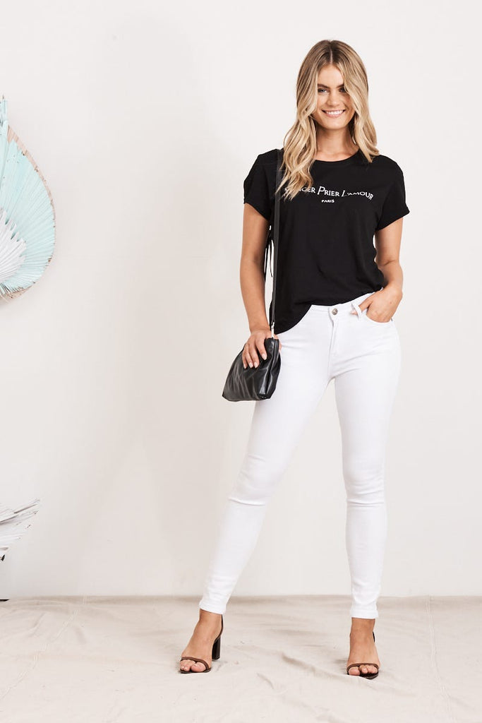 Brooklyn Mid Rise Jeans In White Denim - St Frock (Dev)