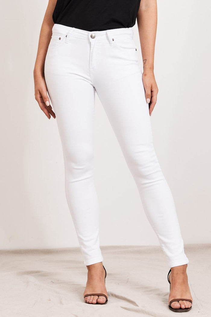 Brooklyn Mid Rise Jeans In White Denim - St Frock (Dev)