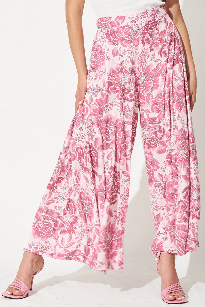 Sugary Pants In Pink With Purple Floral