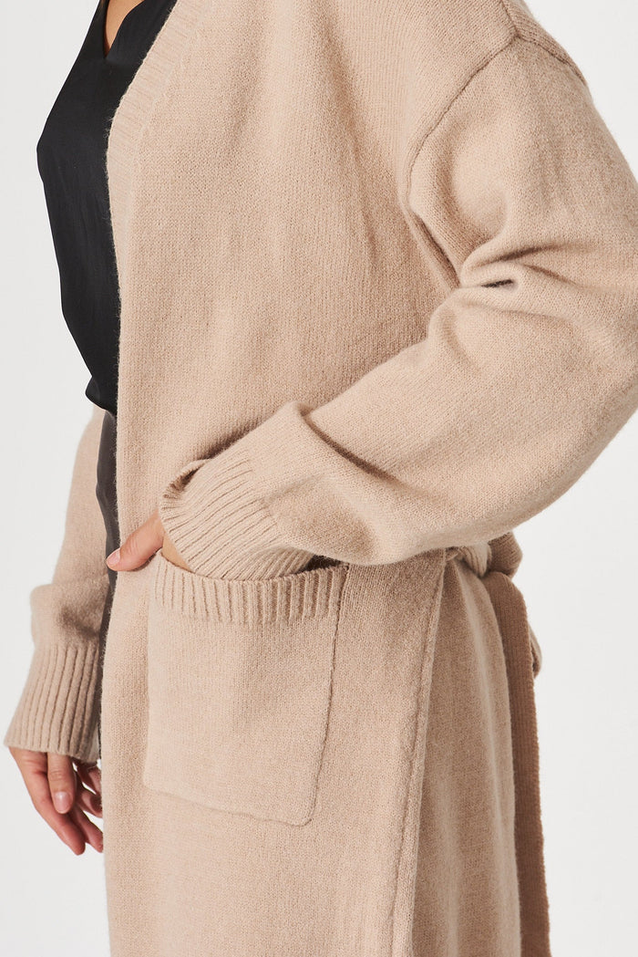Luana Long Knit Cardigan In Camel Wool Blend - detail
