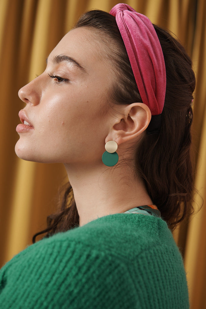August + Delilah Gloria Earrings In Green With Gold - St Frock (Dev)