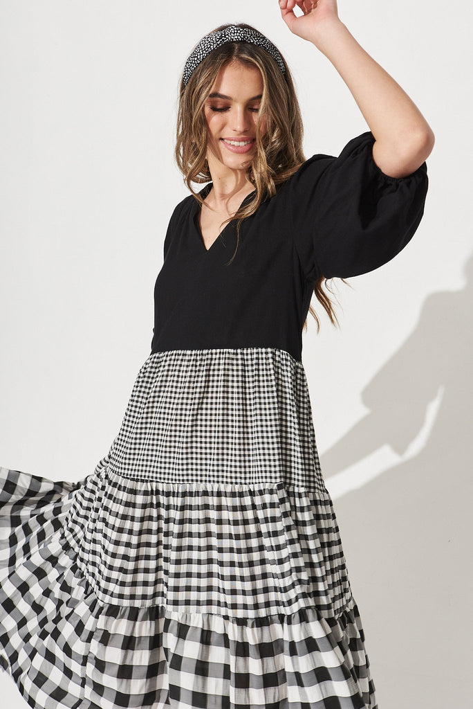 Kehlana Tiered Midi Dress In Black Multi Gingham - Front