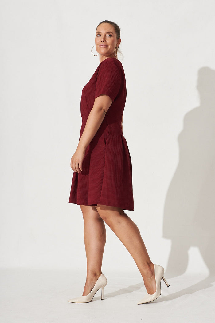 Elizabeth Dress In Textured Wine - Side