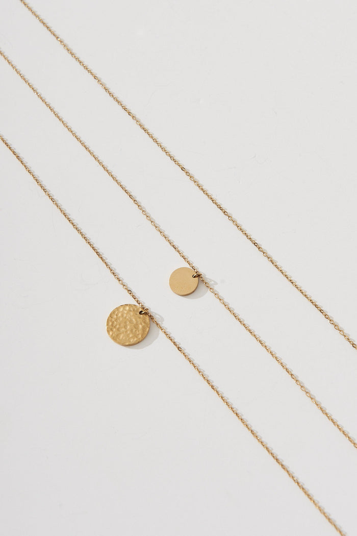 August + Delilah Raindrops Layered Necklace In Gold - Detail