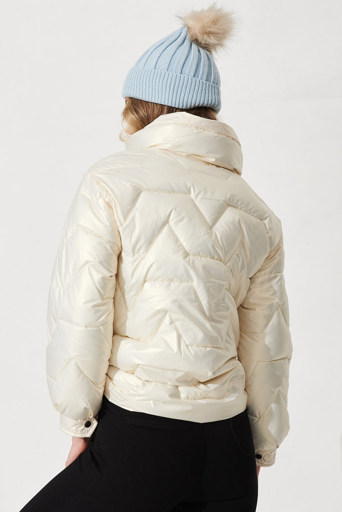 Ontario Puffer Jacket In White - Back