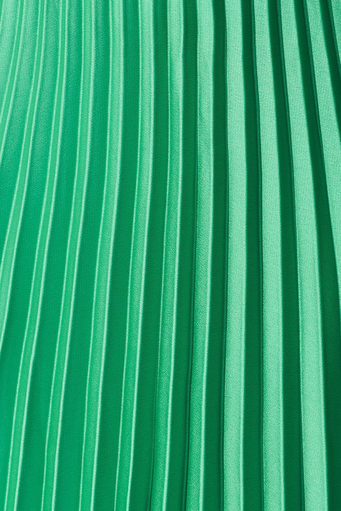 Allie Midi Pleat Skirt In Green Satin - St Frock (Dev)