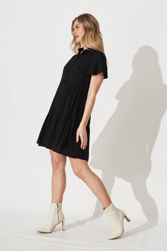 Shazia Shirt Dress In Black Linen Blend - Side