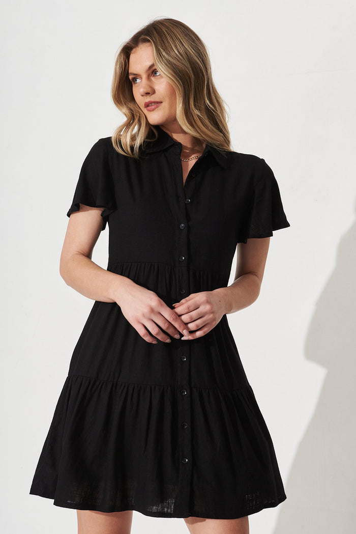 Shazia Shirt Dress In Black Linen Blend - Front