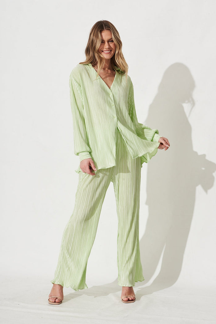 Sherida Shirt In Mint Plisse - Full Length Styling