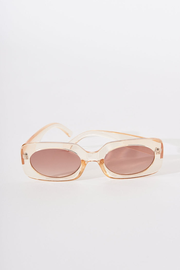 August + Delilah Gianni Sunglasses In Beige - St Frock (Dev)