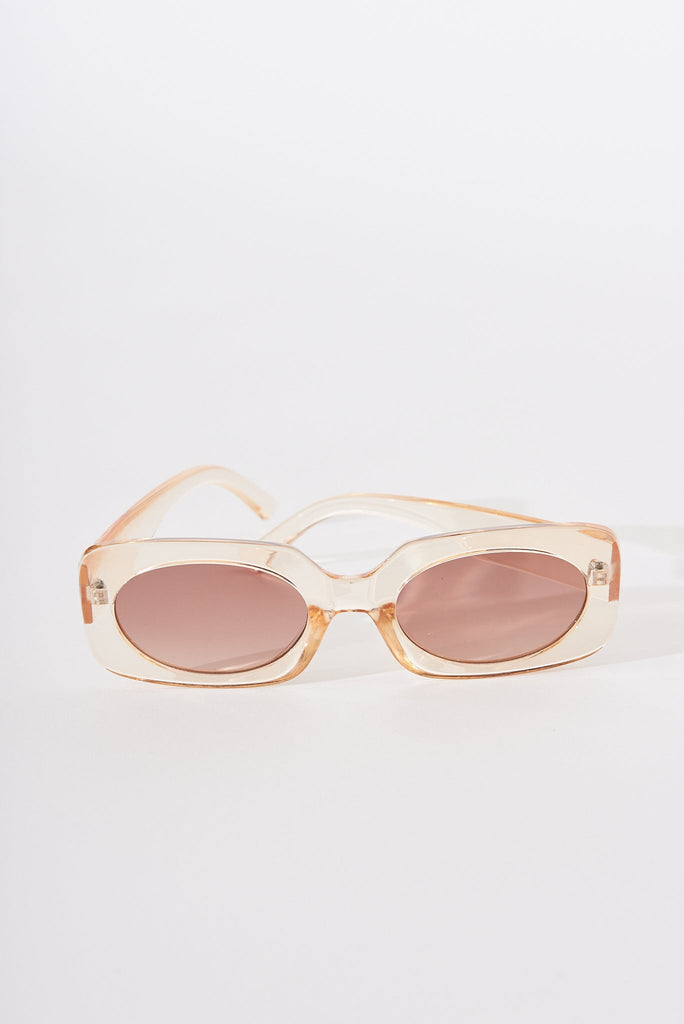 August + Delilah Gianni Sunglasses In Beige - St Frock (Dev)