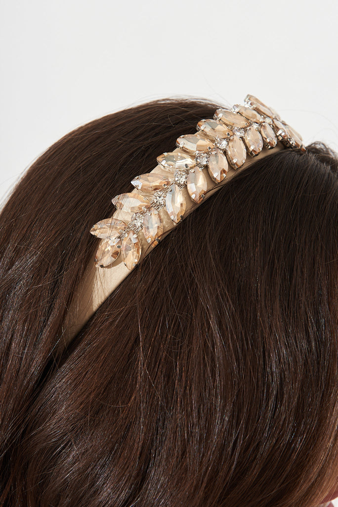 August + Delilah Shanty Headband In Gold Diamante - detail