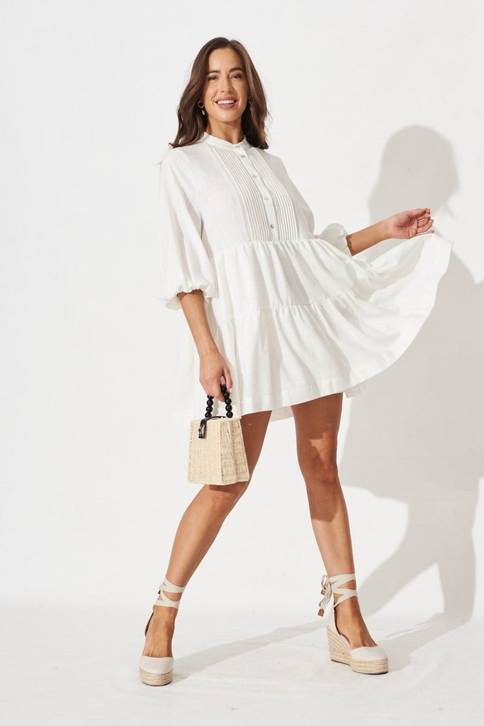 Caracelle Smock Dress In White Linen Blend - St Frock (Dev)