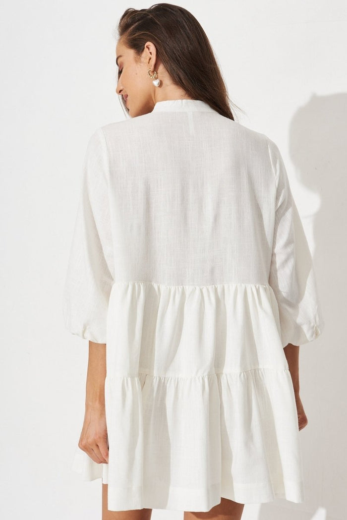 Caracelle Smock Dress In White Linen Blend - St Frock (Dev)