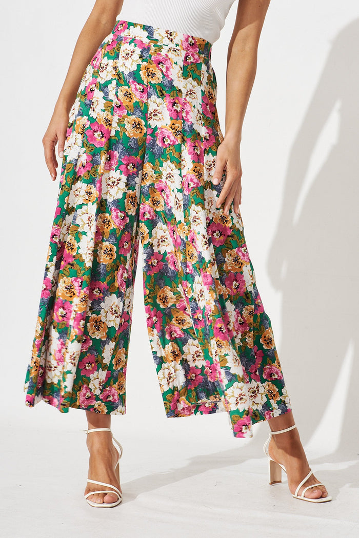 Effenty Pants in Green with Beige Floral - front