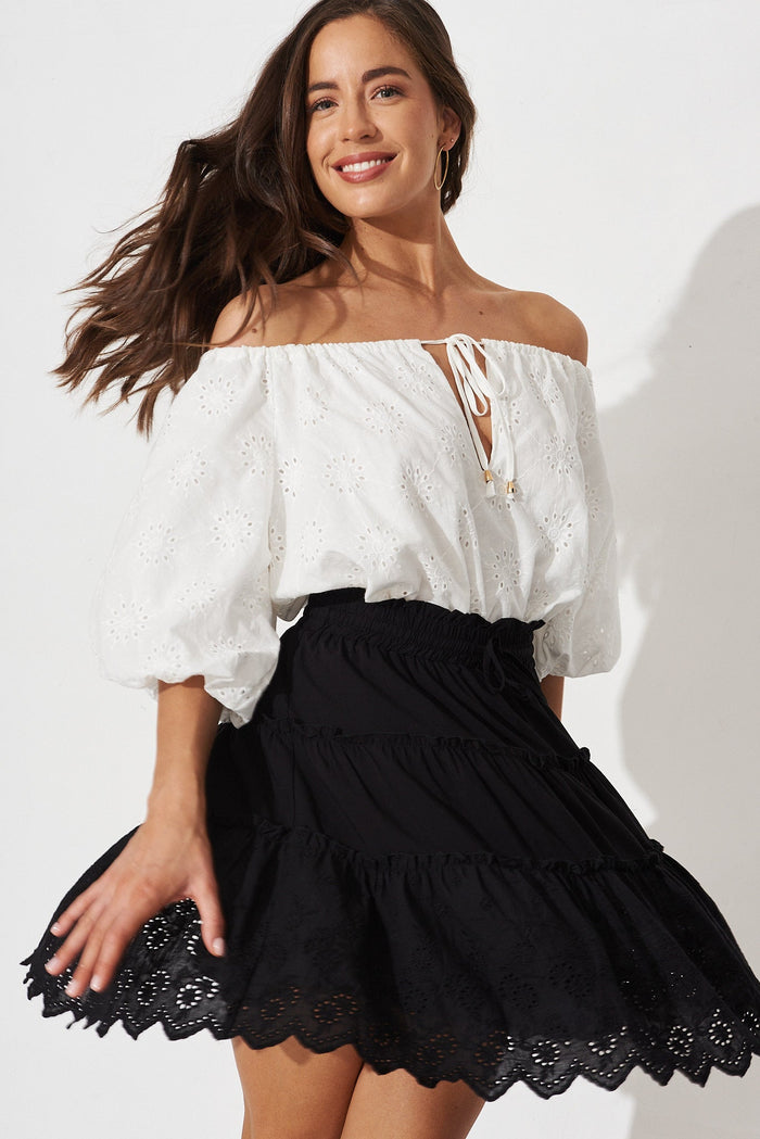 Hillie Skirt In Black Broderie - front