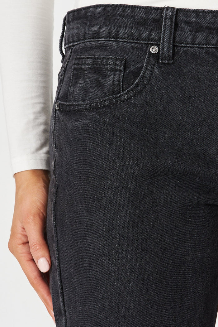 Sandie Mum Jeans in Dark Grey - detail