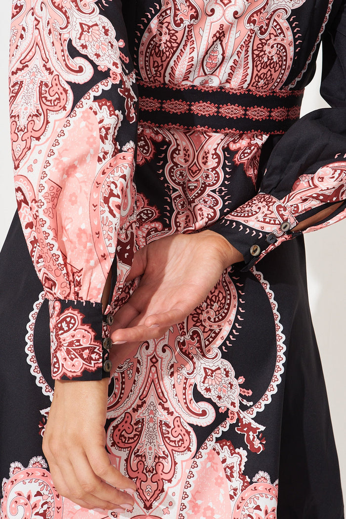 Amore Dress In Black With Red Print - detail