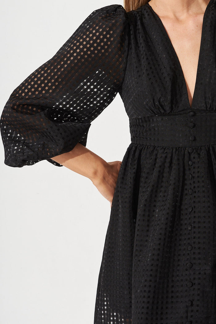 Destine Midi Dress In Black - detail
