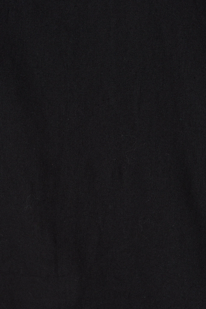 Keina Top In Black Linen Blend - fabric