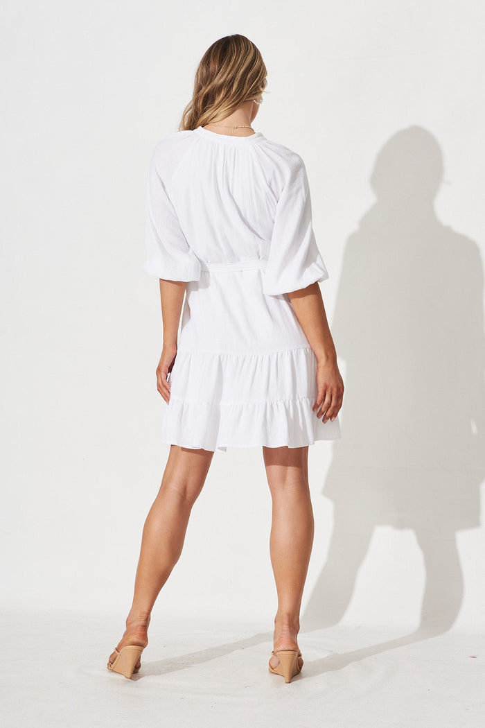 Nyra Dress In White Linen - back