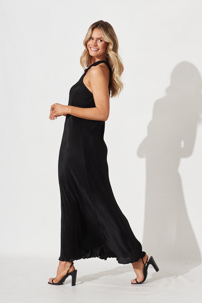 Krizzel Midi Dress in Black Plisse - side