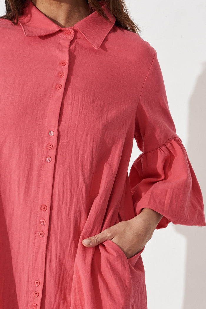 Vida Smock Tunic In Fuschia - detail