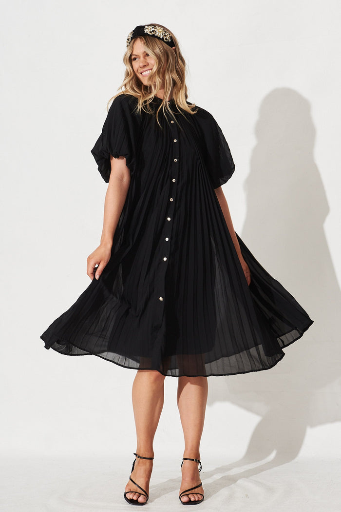 Keshi Midi Shirt Dress In Black - full length