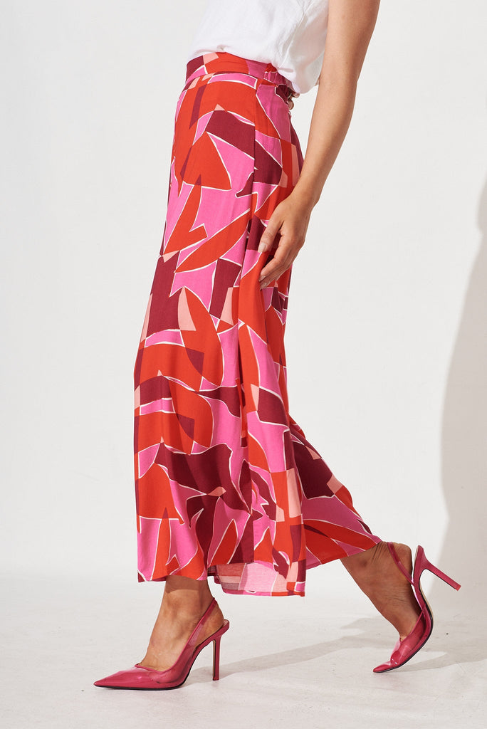 Rhea Pant In Pink Geometric - side