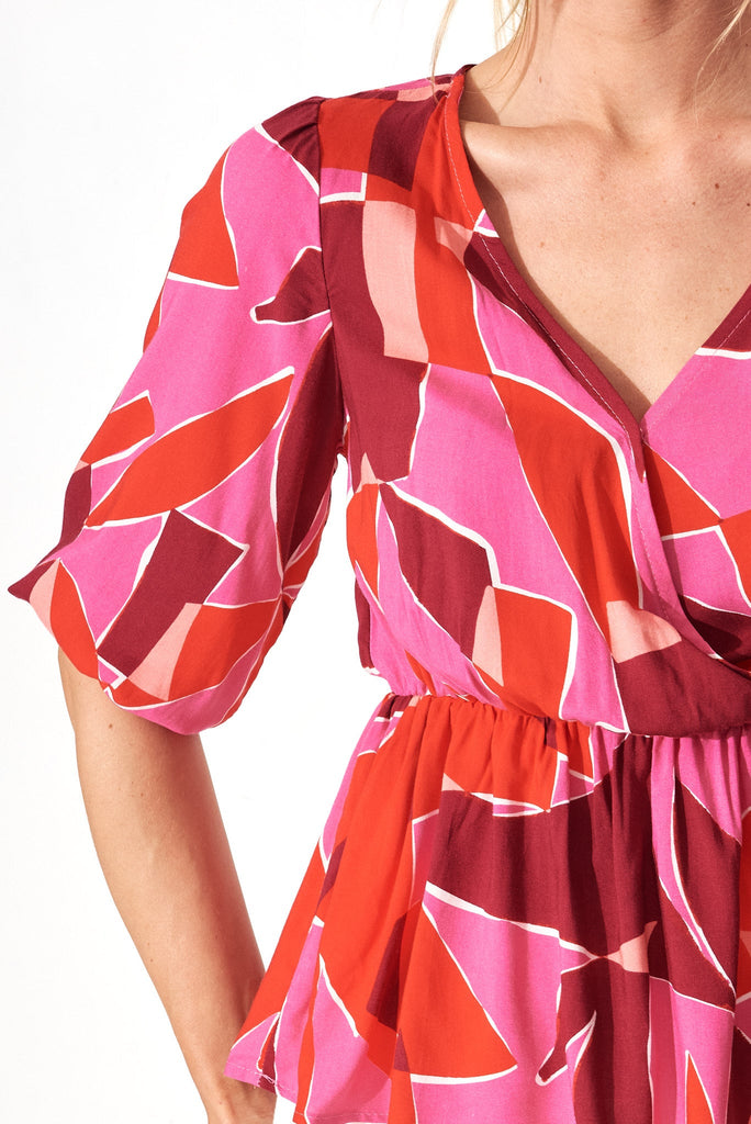 Rosalee Top In Pink Geometric - detail