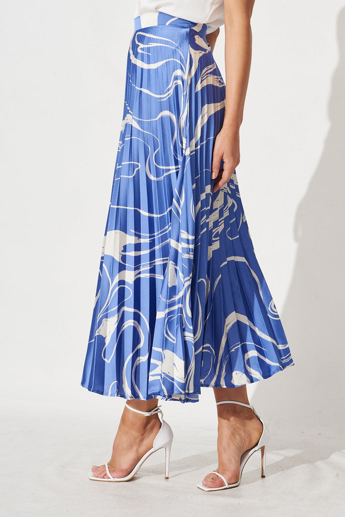 Allie Midi Pleat Skirt In Blue With White Swirl Satin - side