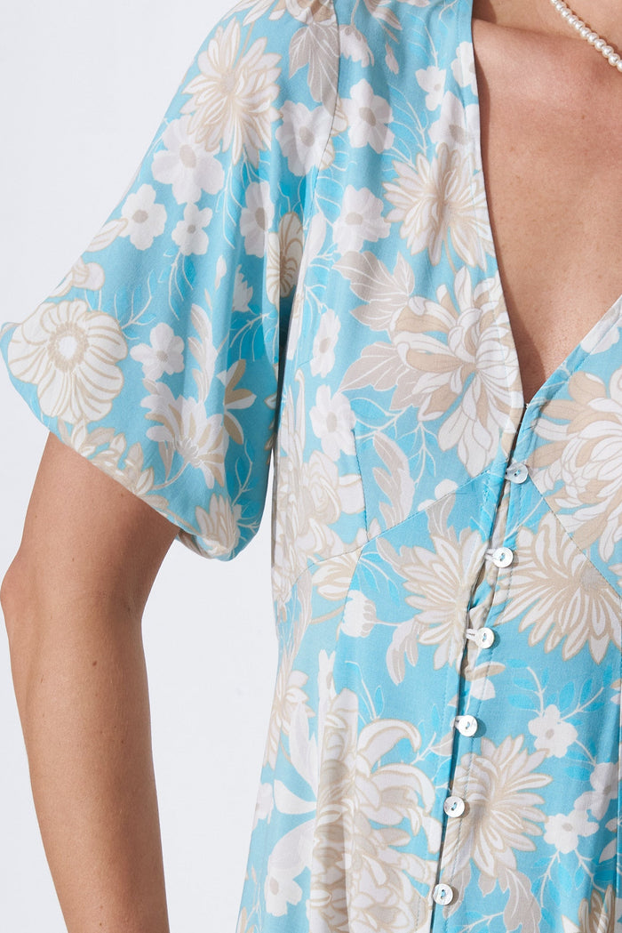 Elynne Midi Dress in Blue with White Floral - detail