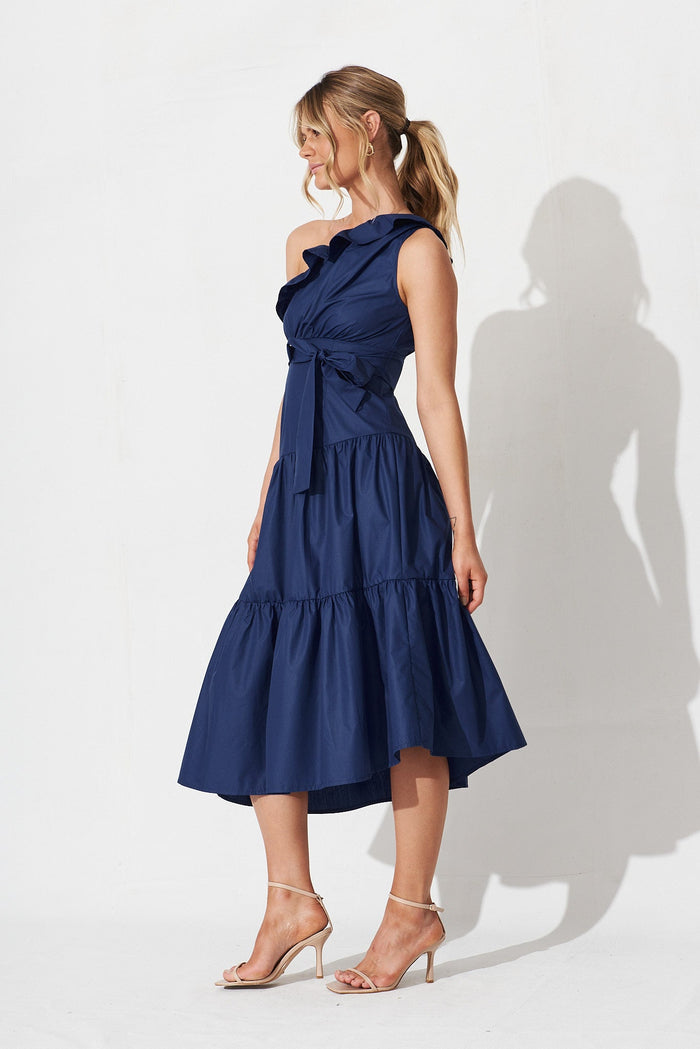 Pennie Midi Dress In Navy - side