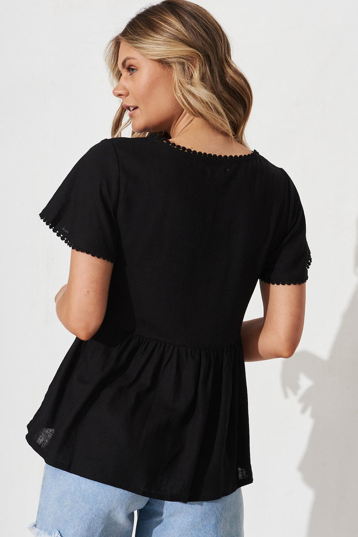Kaya Top In Black Linen Blend - back