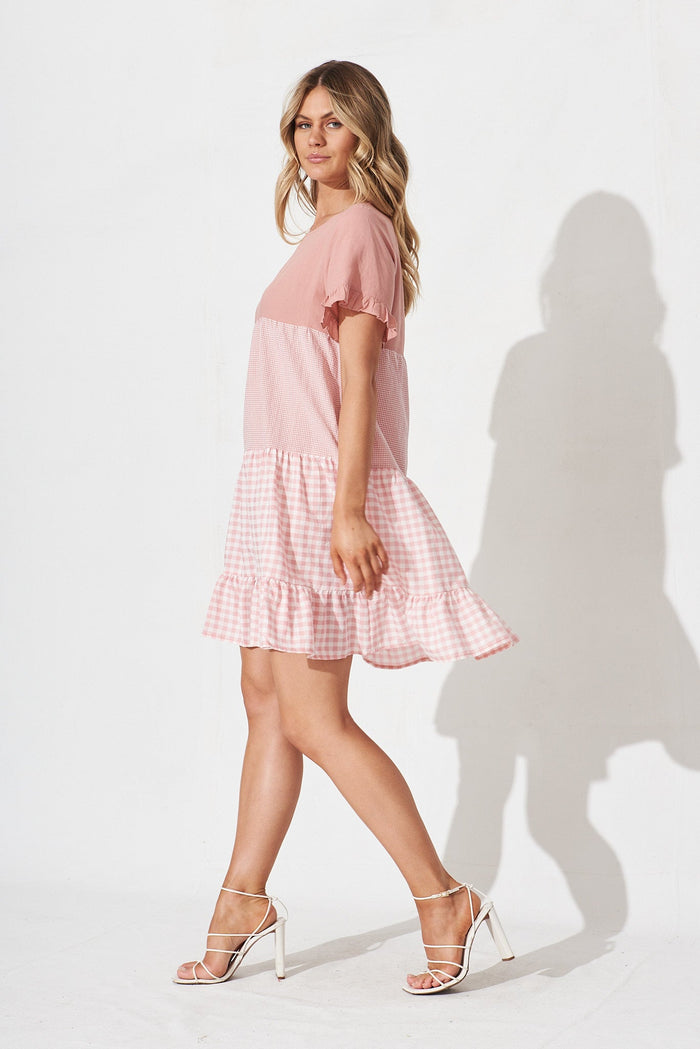 Recess Smock Dress In Pink Gingham Linen Blend - side
