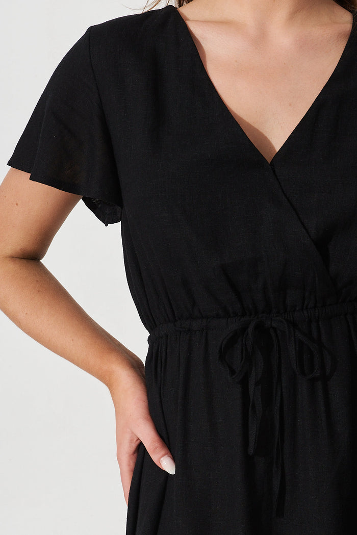 Kessia Dress In Black Linen Blend - detail