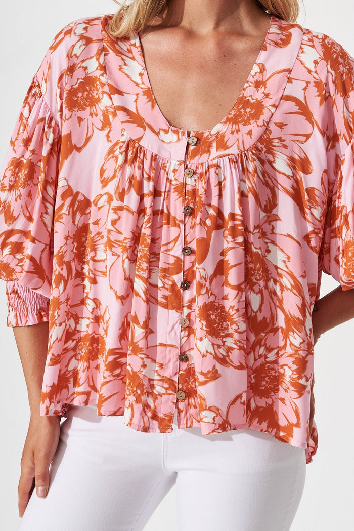 Hilee Top In Pink With Red Floral - detail