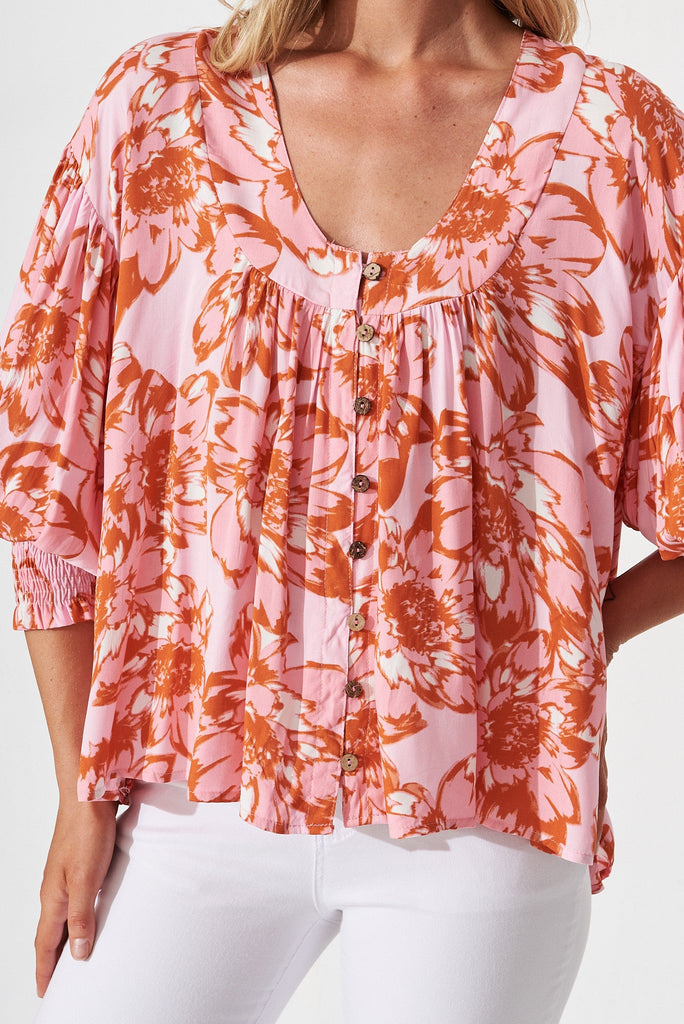 Hilee Top In Pink With Red Floral - detail