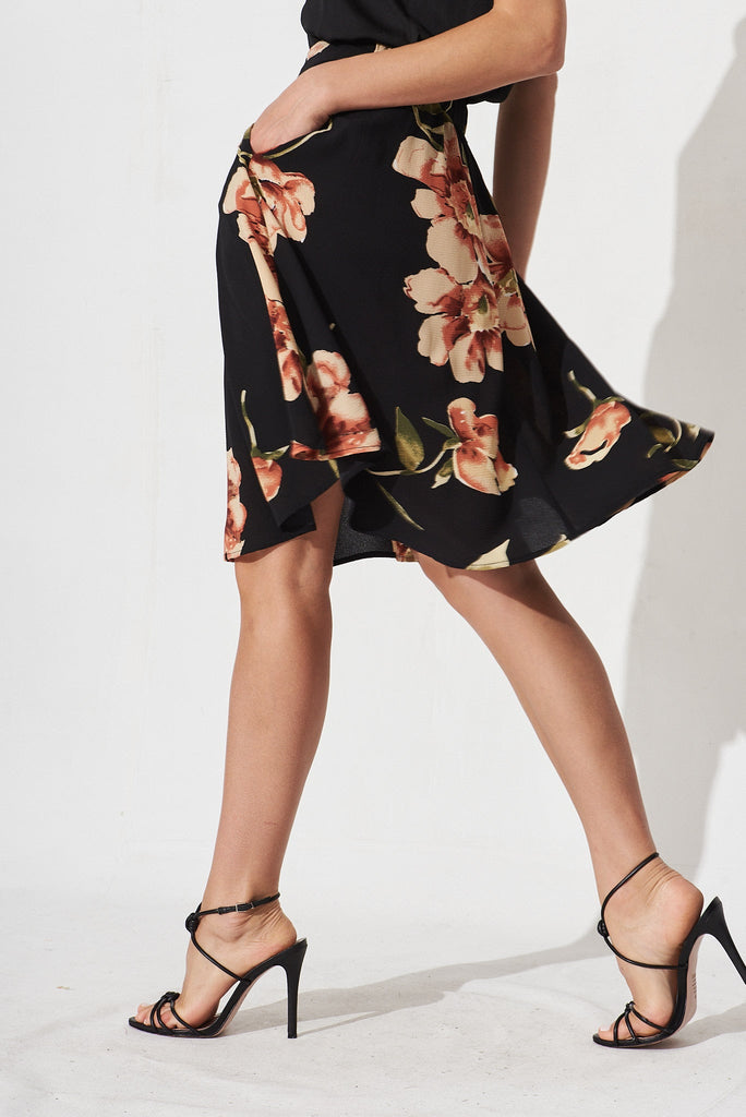 Babe Skirt In Black With Blush Floral Bubble Crepe - side