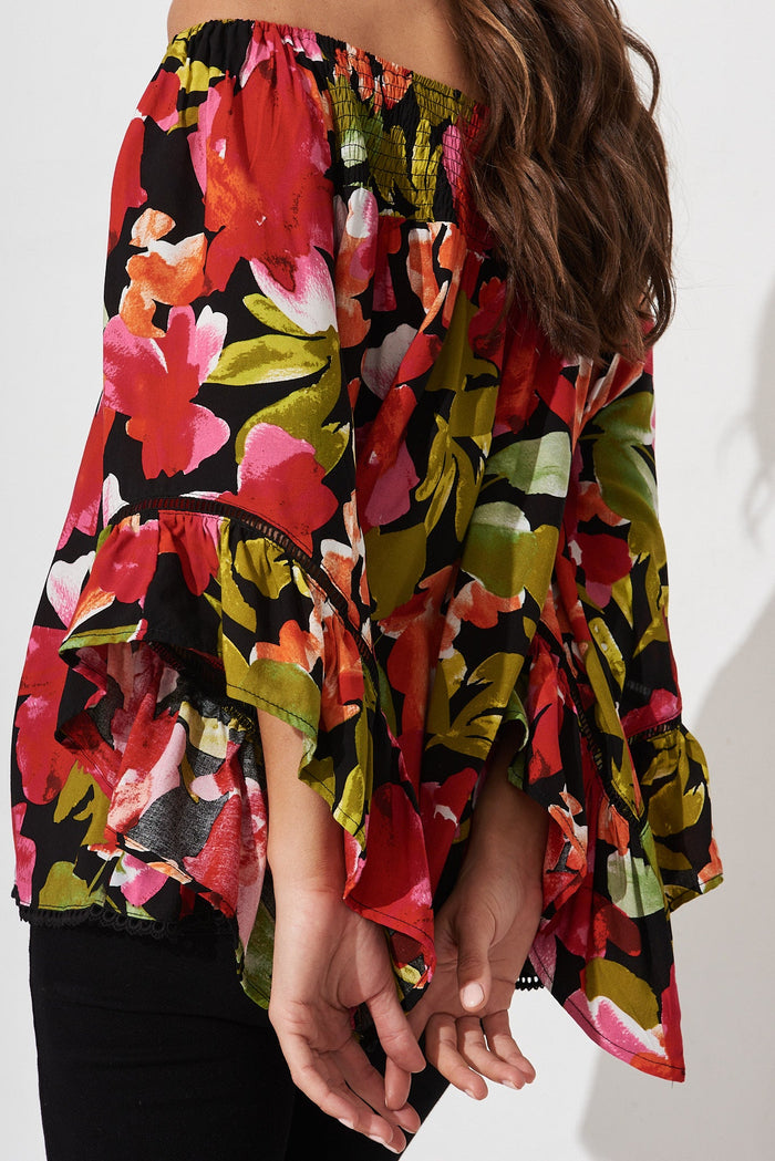Ezekiel Blouse In Black With Multi Floral - detail