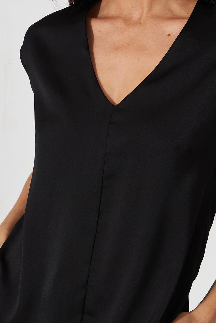 Indiana Top In Black Satin - detail