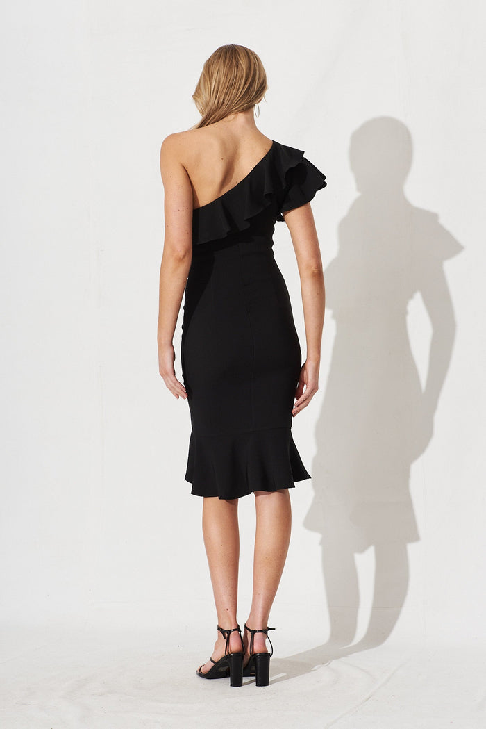 Refined Dress In Black - back