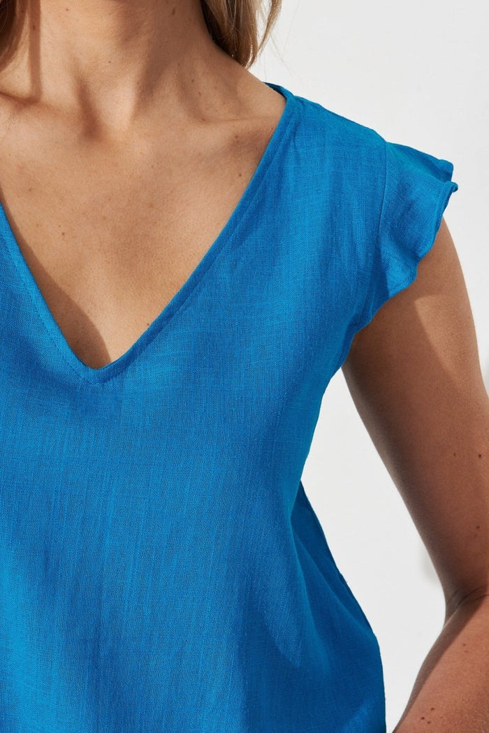 Catalinne Top In Blue Linen Blend - St Frock (Dev)