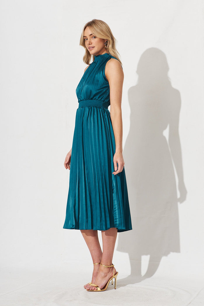 Simmie Midi Dress In Emerald Pleated Satin - side