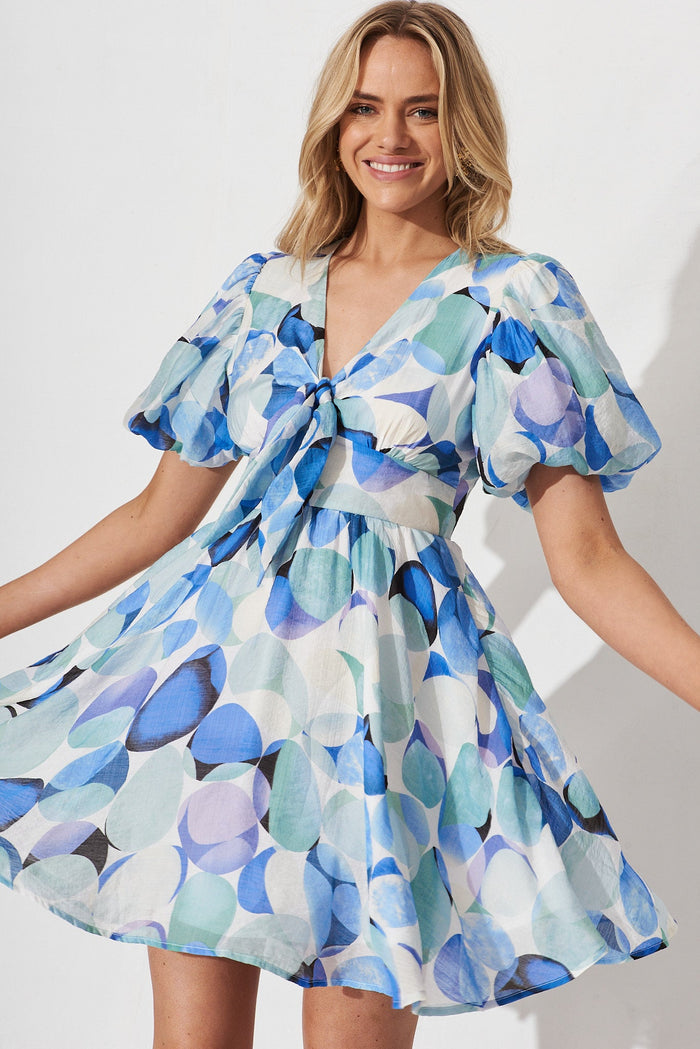 Dancee Dress In White With Blue Multi - front