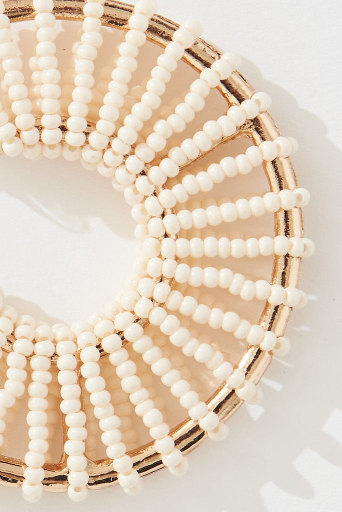 August + Delilah Nyda Hoop Earrings In Cream - detail close up
