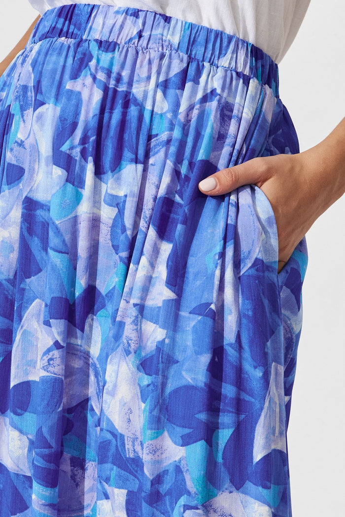 High Tea Skirt In Blue Geometric Floral - detail