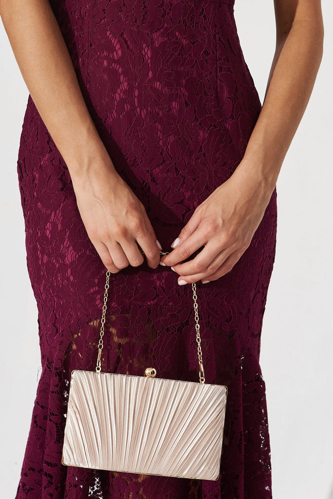 August + Delilah Amina Clutch Bag In Gold - St Frock (Dev)