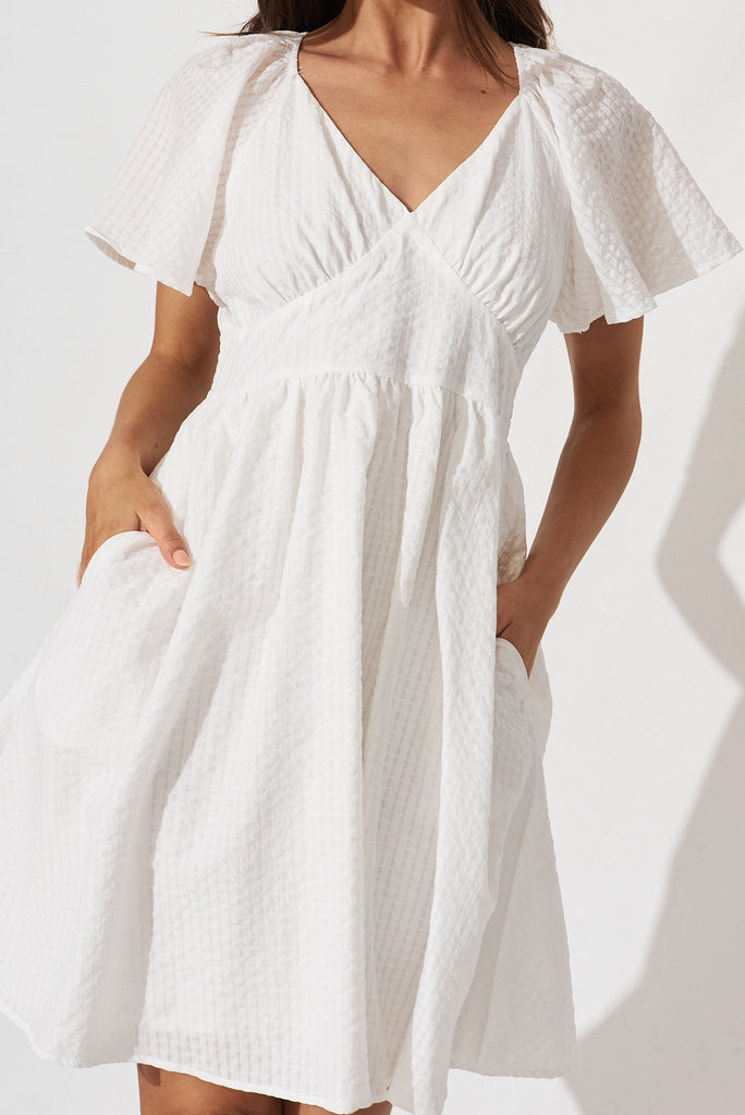 Amalee Dress In White - detail
